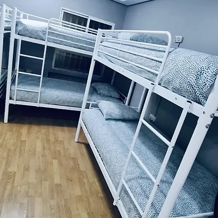 Hostel 165-2